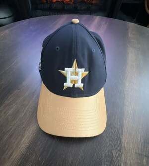 New Era Houston Astros 39World Series Champions Gold Edition Baseball Hat